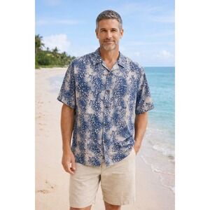 Tommy Bahama Men's 100% Silk Hawaiian Blue Floral Short Sleeve Button Down Large